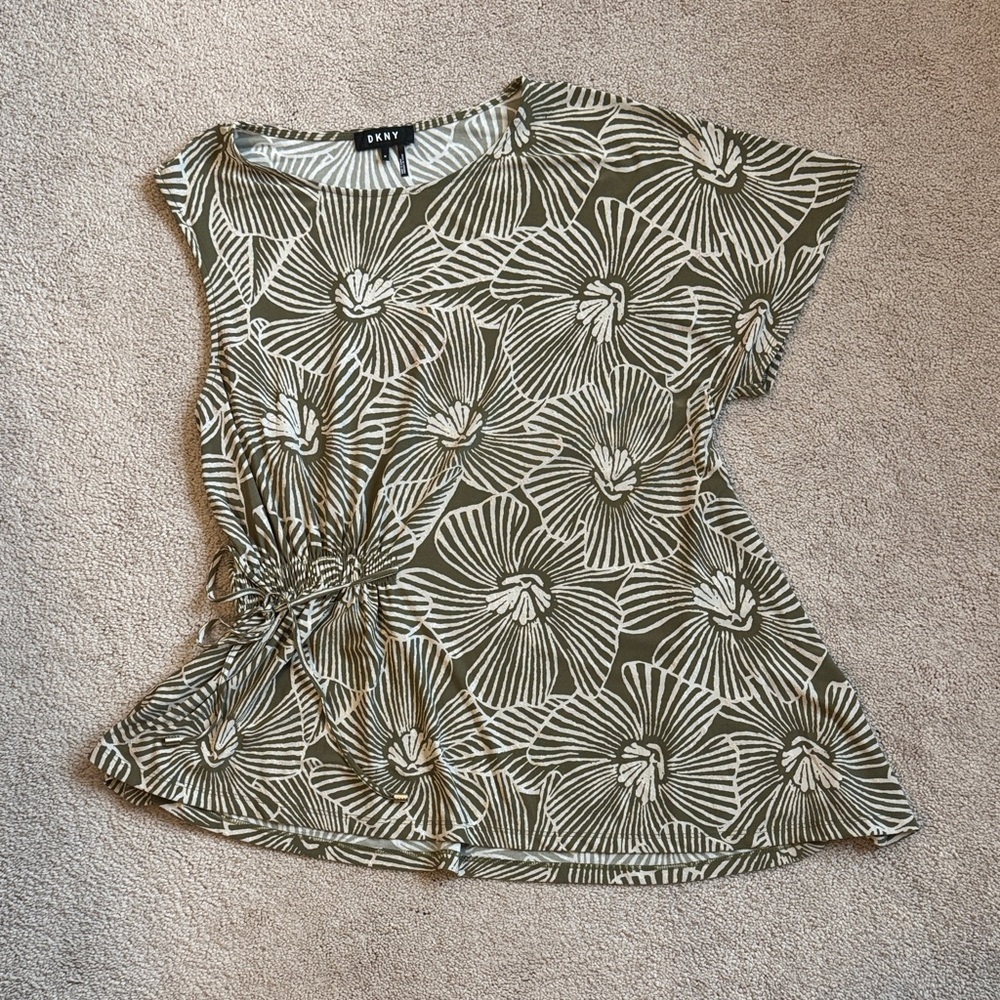 DKNY Green and White Floral Blouse